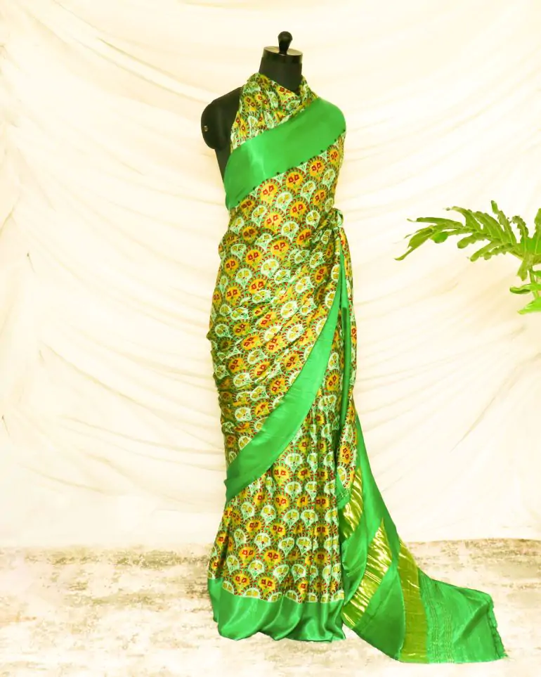 Pure Handloom Parakeet Green Gaji Silk Saree - Image 2