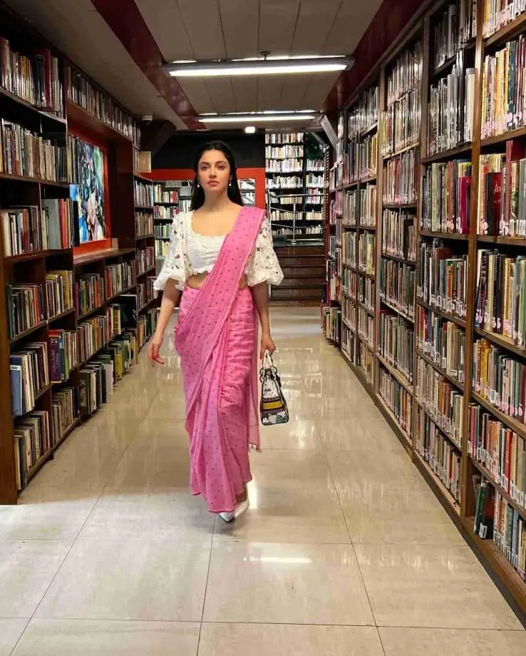 Diya Khosla in a pink saree with white contrast blouse 