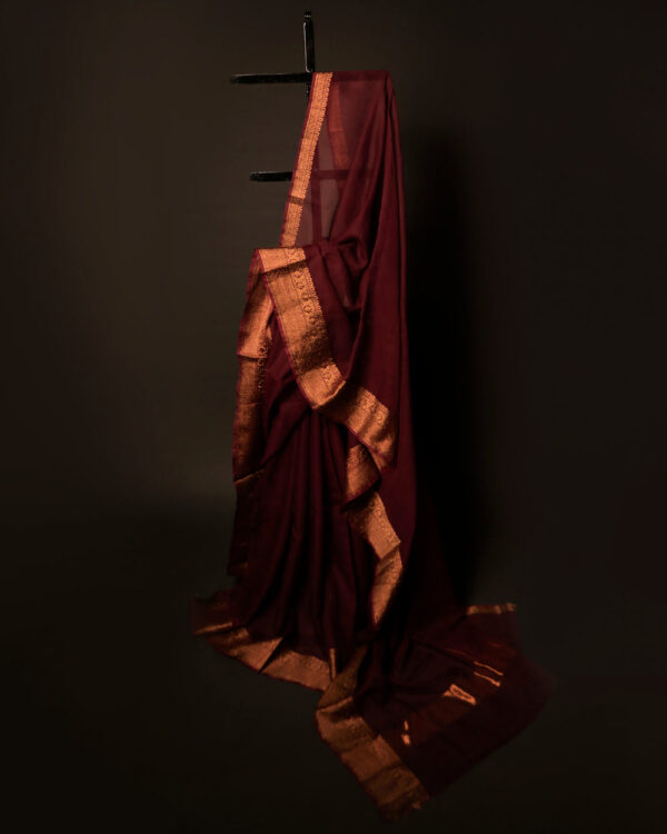 Earthen Elegance Brown Kota Cotton Zari Plain Saree,  Long size