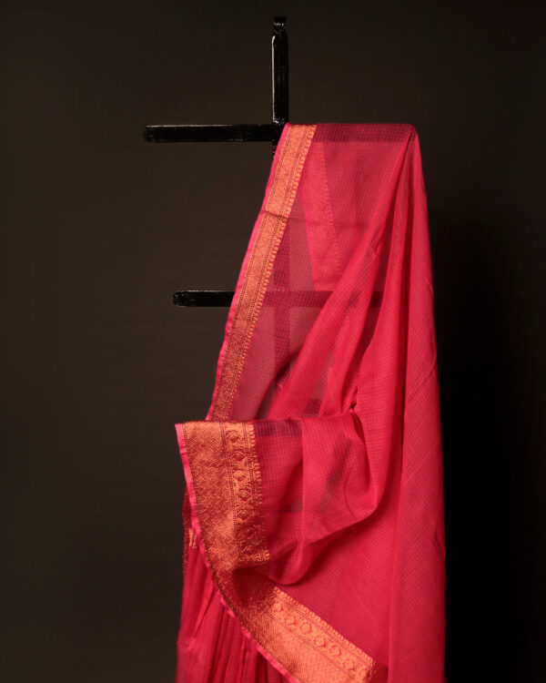 Pink Petal Pink Kota Cotton Zari Plain Saree, Top close up