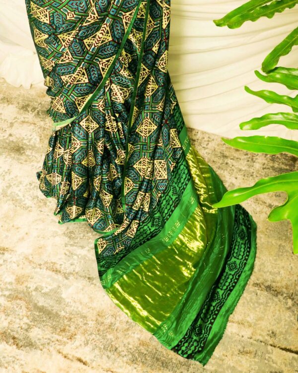 Pure Handloom Green Gaji Silk Saree