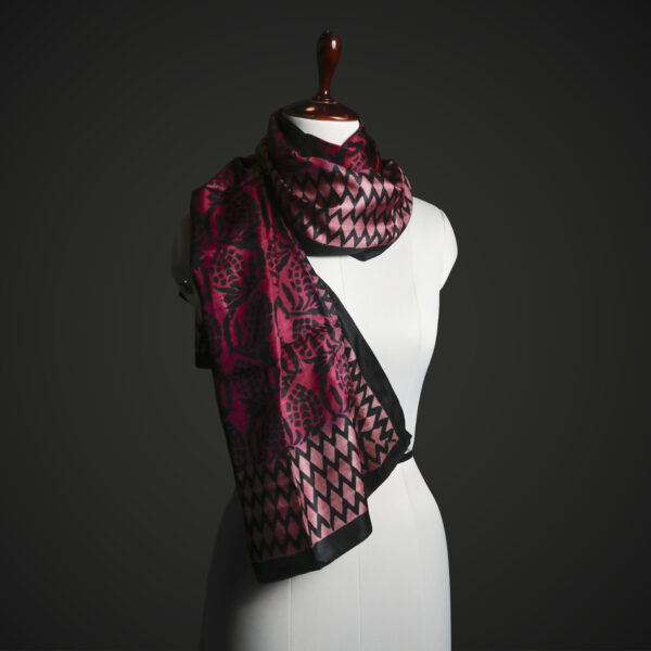 Teal & Black Geometric Silk Stole – Modern Graphic Print Luxury Scarf