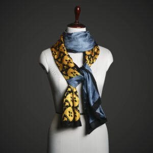 Steampunk Gear Print Silk Scarf for Women – Luxury Blue & Gold Industrial Motif Stole