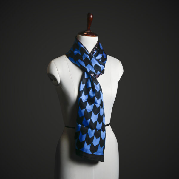 Steampunk Gear Print Silk Stole – Luxury Blue & Gold Industrial Motif Scarf